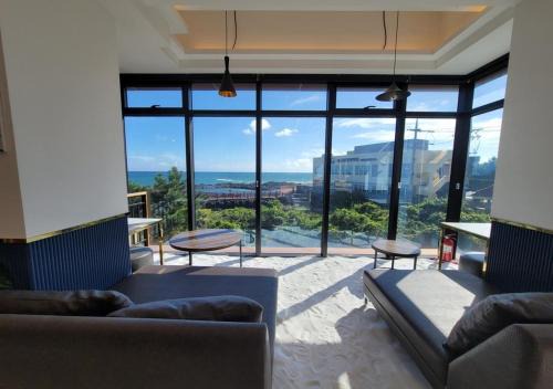 Downtown House | Jaeju Delma Pension