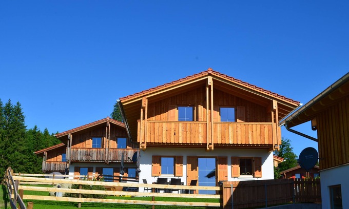 Lechbruck House | Jägar Chalet with sauna in an idyllic location on the edge of the forest, fantastic view