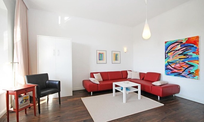 Hohen Niendorf Apartment | Jagdschloss Hohen Niendorf, WE 6 - Fahrräder - Sauna und Kaminzimmer im Haus 9981