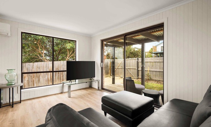 Jan Juc House | Jan Juc Living, Pet Friendly Coastal Escape for 6!