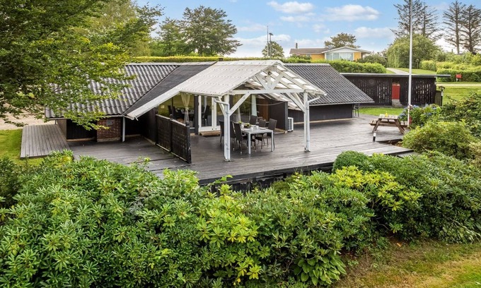 Lihme House | "Jantje" - 500m to the fjord by Interhome