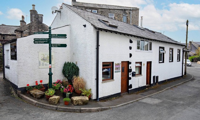 Ingleton Apartment | Jasmine Cottage, Ingleton, Yorkshire Dales