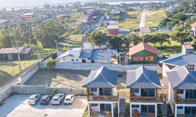 Praia do Rosa House | Java Bungalows Residential (B5)
