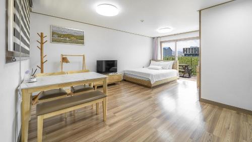 Downtown House | Jeju rime pension