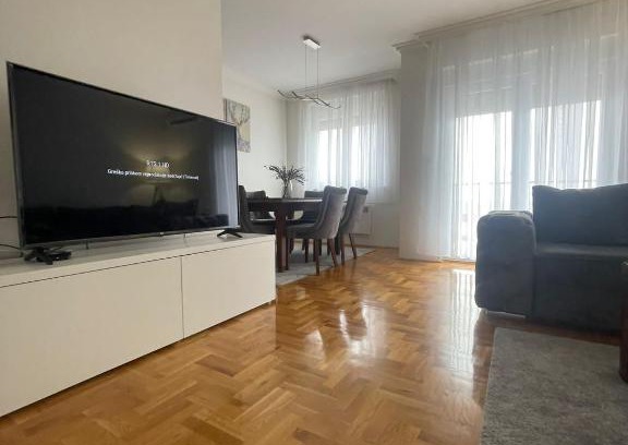 Smederevo Apartment | Jerina 2011