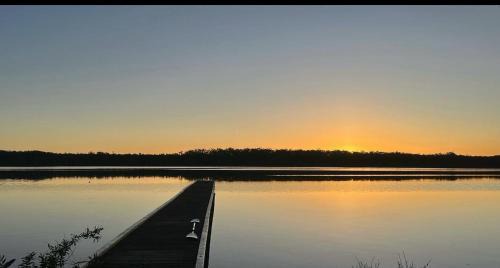 Erowal Bay House | Jerrinja - Absolute waterfront with jetty - 5 mins to Hyams Beach