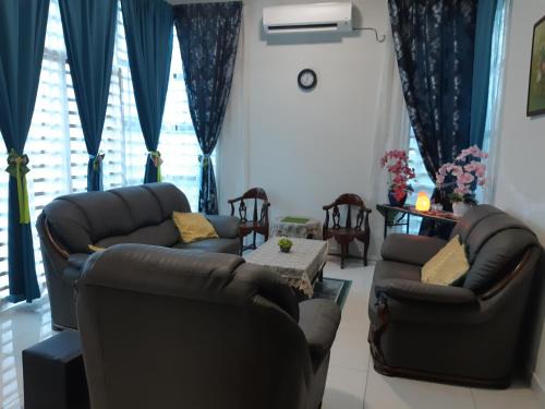 Bota House | JHC Homestay Puncak
