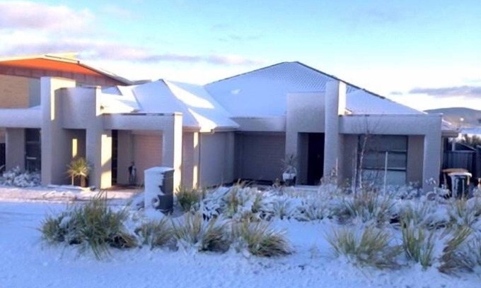 Jindabyne House | Jindabyne Executive.