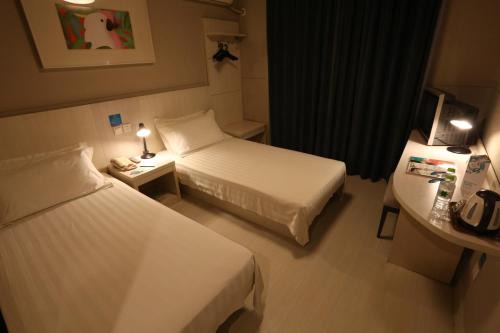 Xishan Qu Hotel | Jinjiang Inn Wuxi Anzhen