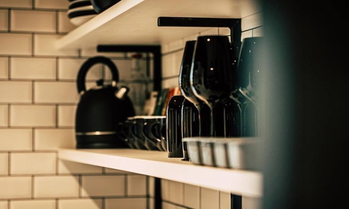 Soell Apartment | JOHN PAUL GEORGE and RINGO Don't let me down - Boutique Apartments OLD SCHOOL