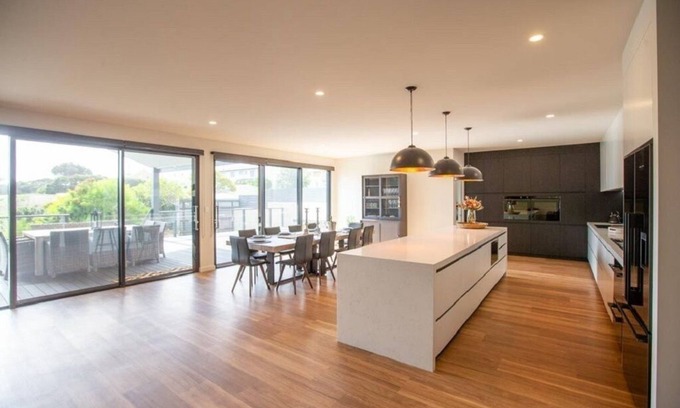Waterhouse House | Johnnies - Sophisticated and Stylish