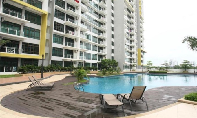 Taman Saujana Apartment | Johor Bahru @ Parc Regency Services Apartment ~ Near Mount Austin Ikea Toppen Shopping Centre