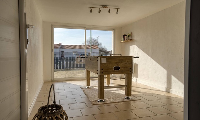 Saint-Urbain House | Jolie Maison au Style Atypique de Noirmoutier, à 15 min de la mer