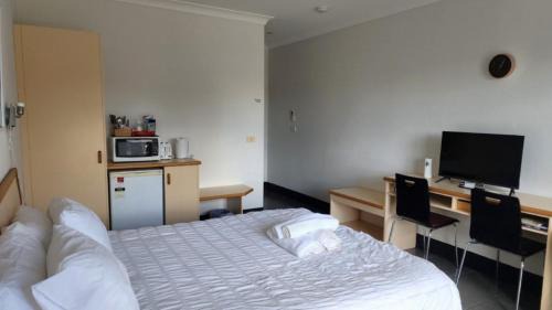 Sussex Inlet House | Jopen Motel Unit 4