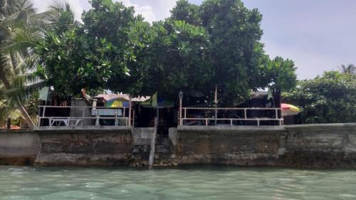 Oslob House | JRM Place