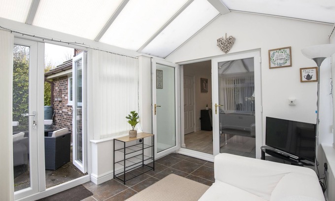 Blackpool House | Jubilee House, Staining, Blackpool