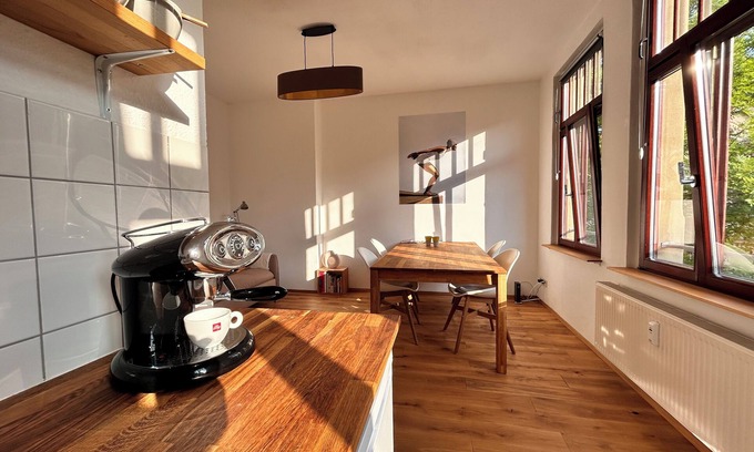 Weimar Apartment | Jule & Julie - Sonniges Apartment am Bauhaus Museum Weimar