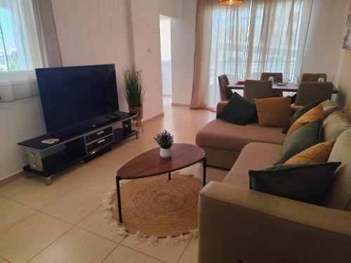 Larnaca Apartment | Julia Holiday Apartment