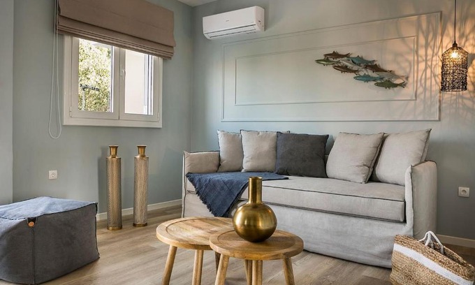 Mazarakata Apartment | Julia's Luxury Suites #1