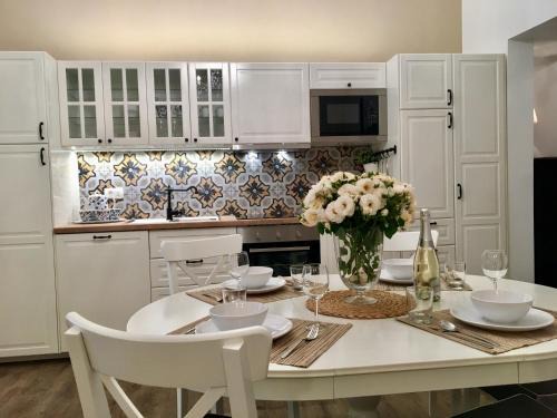 Ljubljana Old Town Apartment | Julija & Filip Apartments