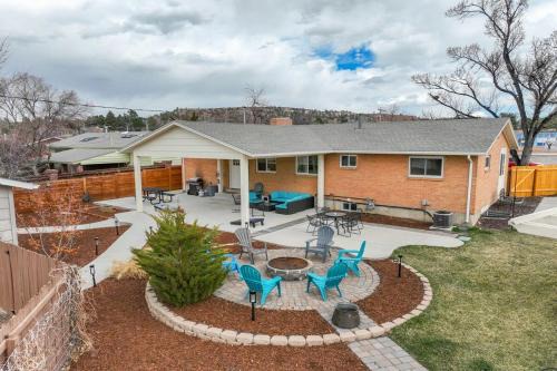 East Colorado Springs House | Jumpshot Junction Hoops & Fire Pit Haven