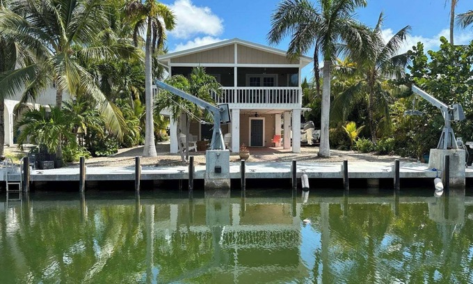 Little Torch Key House | JUNE-AUG 2025 DISCOUNT! - 2 Bedroom FL Keys Canal Home - Great Boating Access!