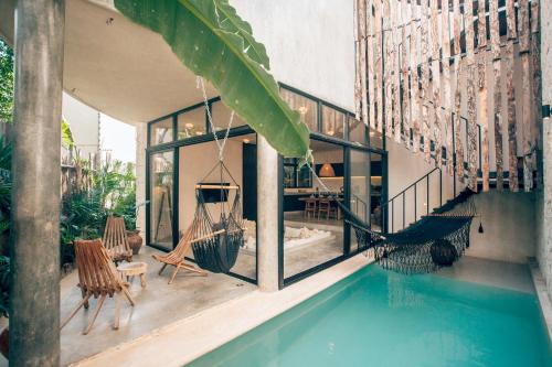 Tulum City Center Villa | Jungle Rooftop Villa -Priv Pool-Bathtub-Jacuzzi 2A