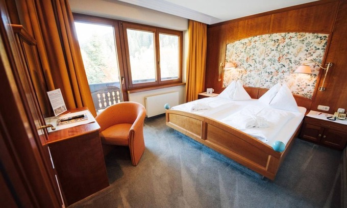 Bad Kleinkirchheim House | Junior Suite Edelholz Kirsche - The Kirchheimerhof - Superior Refugium