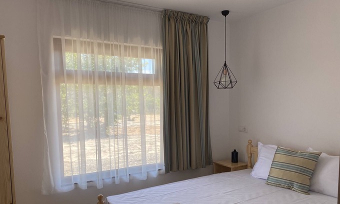 Chernomorets House | Just 200m from golden sands of Gradina beach near Sozopol, Bulgaria.