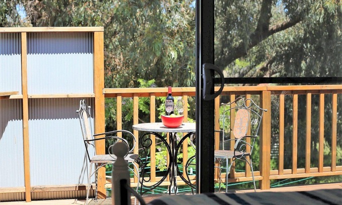 Guilderton House | Just Beachy - Quiet & Relaxing - comfortable beach cottage