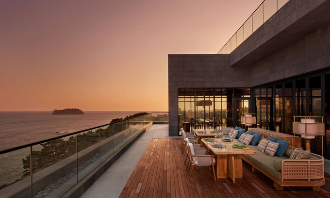 Seogwipo City Hotel | JW Marriott Jeju Resort & SPA