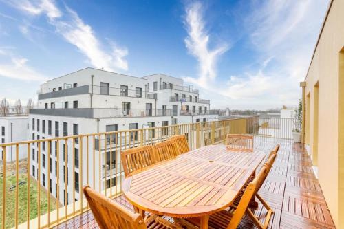 Bondy Apartment | Kabala - ParisNord Villepinte CDG StadedeFrance