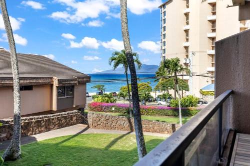 Kahana Apartment | Kahana Villa F208- Ocean view spacious 2 bedroom across from beach
