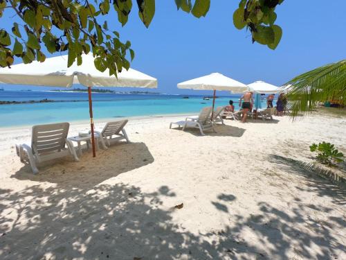 Thulusdhoo Island House | Kahanbu Ocean View