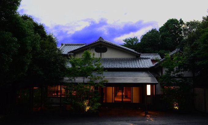 Yugawara Hotel | Kaiseki Ryokan Ashikari