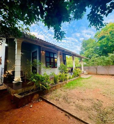 Kekirawa Cabin | Kalawewa Bungalow