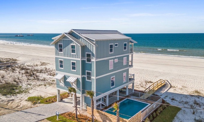 Mexico Beach House | Kaleidoscope: 6 BR in MB- Beachfront, Pri. Pool, Sleeps 24, Pet Friendly!