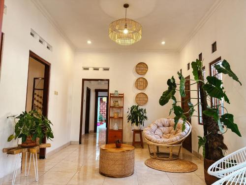 Wirobrajan House | Kamudi Jogja Guesthouse