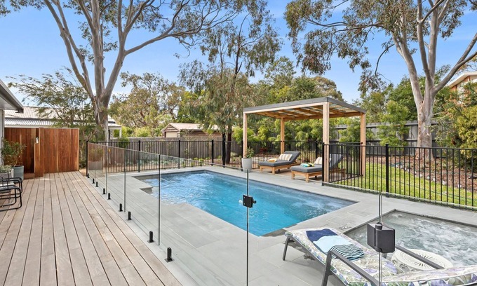 Anglesea House | Kanga Beach House, just moments from the beach and golf course