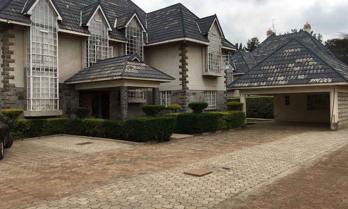 Langata Hotel | Karen Ndege House Inn
