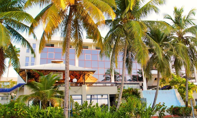 Fort-de-France Hotel | Karibea Squash Hôtel