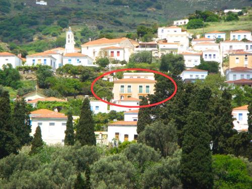 Steniai Apartment | KARMI Apartments Stenies Andros