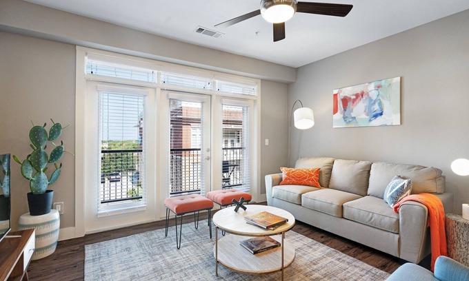 Frisco Apartment | Kasa | Welcoming 2BD, Large Enough for the Whole Family | Frisco