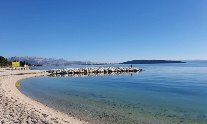 Kastel Novi Apartment | Kastel Novi Elegant and Stylish Apartment With Terrace and Patio