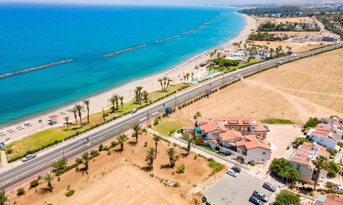 Latsi Apartment | Kate's Latchi Beachfront Apartment 2 by Ezoria
