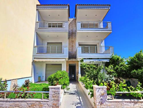 Keramoti House | Katerina Apartments