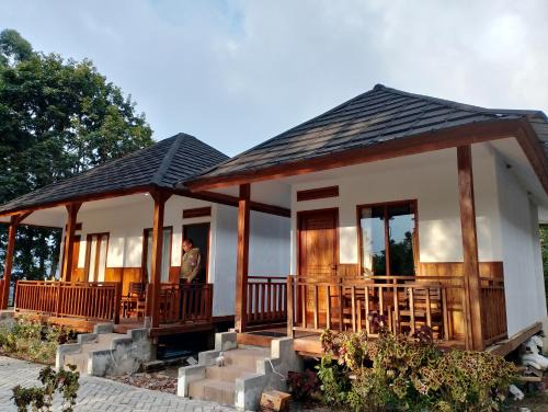 Kecamatan Sembalun House | Katra Sembalun