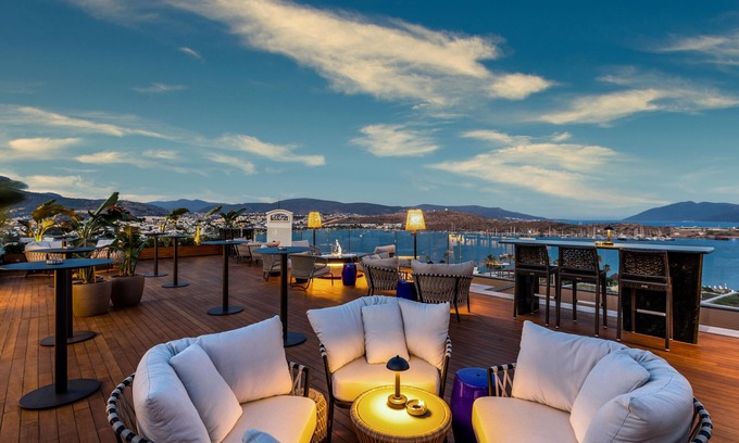 Bodrum City Center Hotel | Kaya Palazzo Resort & Residences Le Chic Bodrum