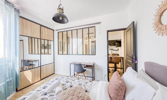 Le Kremlin-Bicetre Apartment | KB25 - Métro 14 et le Métro 7 à 6 minutes à pied Emplacement stratégique plus parking gratuit