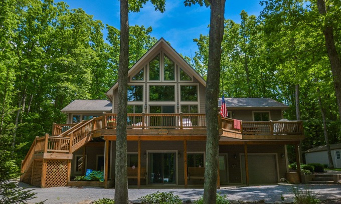 Swanton House | Keep Calm and Lake On | Lake Access, Outdoor Space